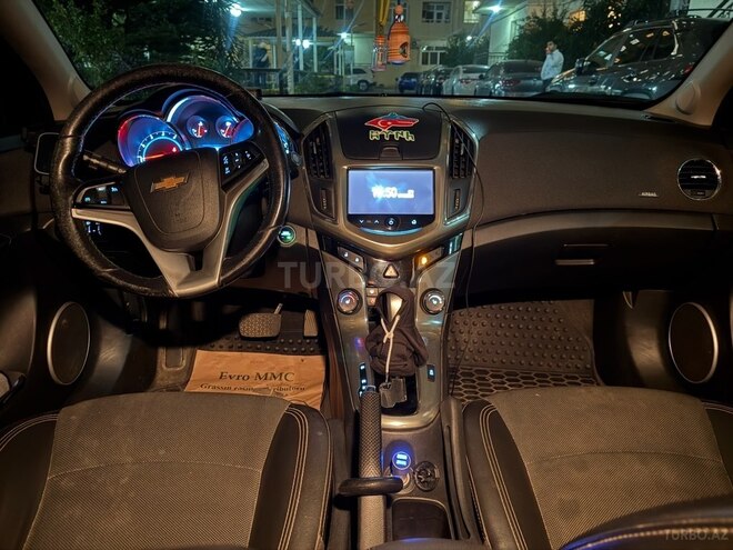 Chevrolet Cruze 2015, 136,595 km - 1.8 l - Bakı