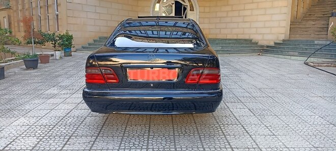 Mercedes E 240 1999, 352,323 km - 2.4 л - Bakı