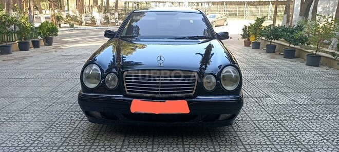 Mercedes E 240 1999, 352,323 km - 2.4 л - Bakı