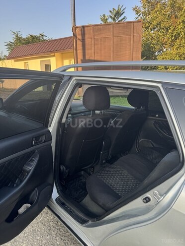 Toyota Avensis 2006, 370,000 km - 2.0 л - Bərdə