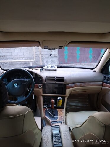 BMW 520 2001, 490,000 km - 2.2 l - Bakı