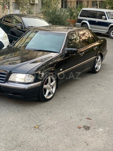 Mercedes C 240 1999, 415,242 km - 2.4 l - Bakı