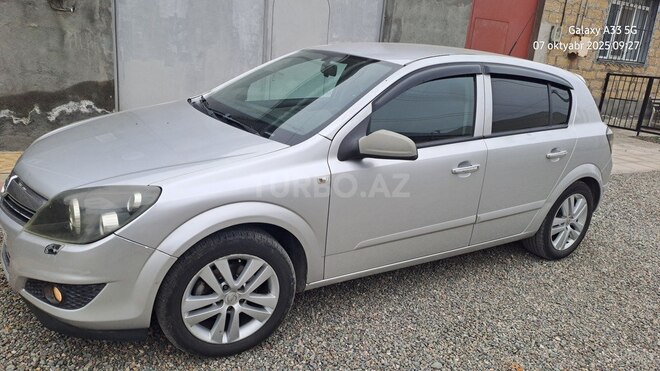 Opel Astra 2007, 246,000 km - 1.4 l - Gəncə