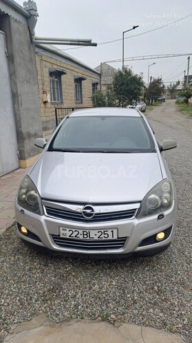Opel Astra 2007, 246,000 km - 1.4 l - Gəncə