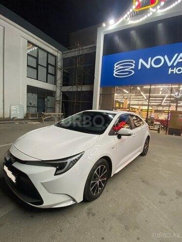 Toyota  2024, 5,600 km - 1.8 l - Bakı