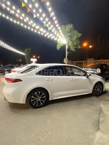 Toyota  2024, 5,600 km - 1.8 l - Bakı