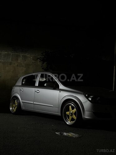 Opel Astra 2004, 250,200 km - 1.4 l - Bakı