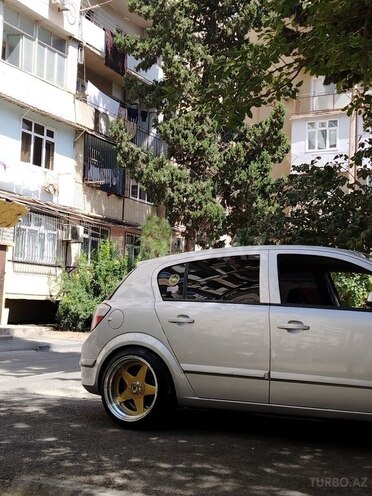 Opel Astra 2004, 250,200 km - 1.4 l - Bakı