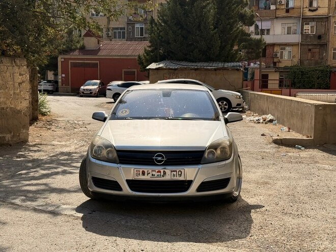 Opel Astra 2004, 250,200 km - 1.4 l - Bakı