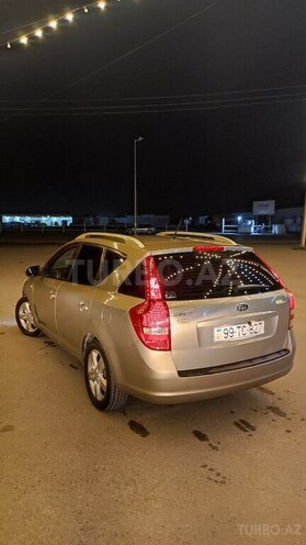 Kia  2011, 208,000 km - 1.6 l - Bakı