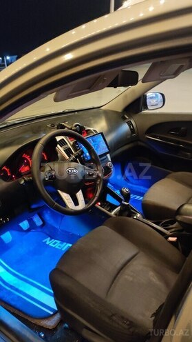 Kia  2011, 208,000 km - 1.6 l - Bakı