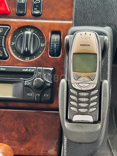 Mercedes E 240 1999, 332,000 km - 2.4 l - Gəncə