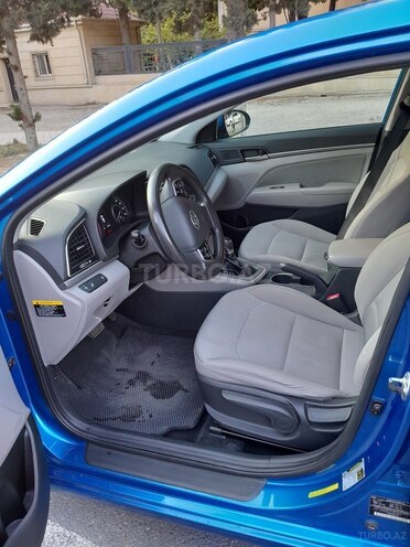 Hyundai Elantra 2017, 172,000 km - 2.0 л - Bakı