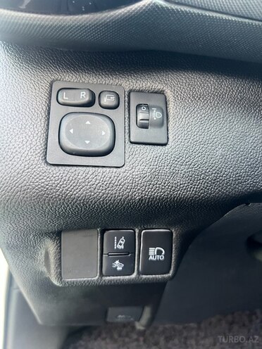 Toyota Aqua 2019, 173,000 km - 1.5 l - Bakı