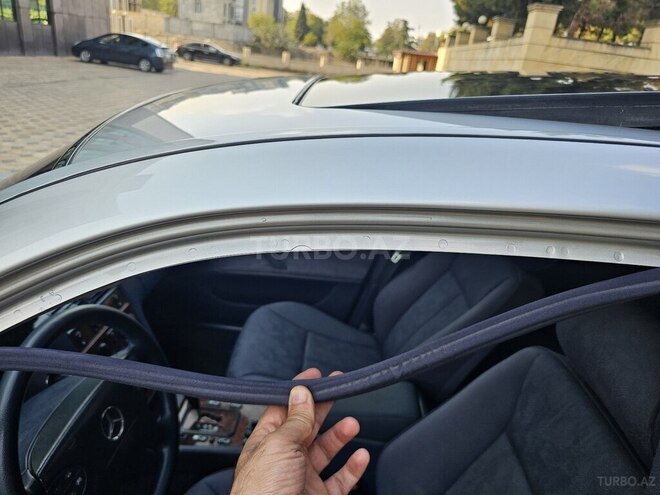 Mercedes E 240 1999, 265,000 km - 2.4 л - Gəncə