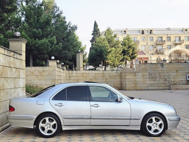 Mercedes E 240 1999, 265,000 km - 2.4 л - Gəncə