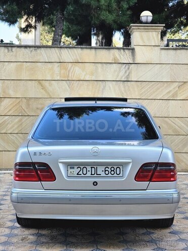 Mercedes E 240 1999, 265,000 km - 2.4 л - Gəncə