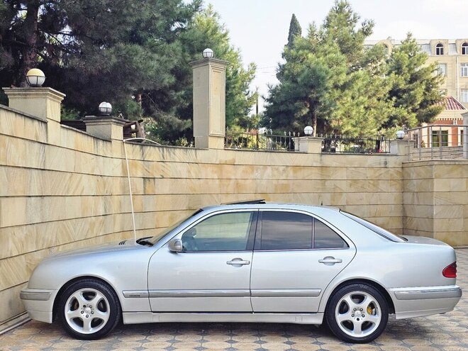 Mercedes E 240 1999, 265,000 km - 2.4 л - Gəncə