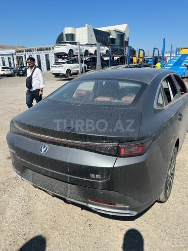 Changan Qiyuan A05 2025, 0 km - 1.5 л - Bakı