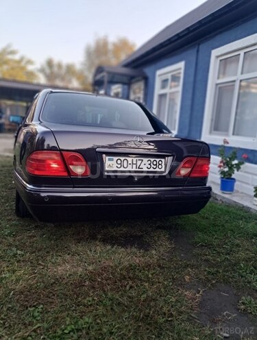 Mercedes E 230 1996, 345,291 km - 2.3 l - Zaqatala