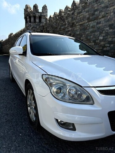 Hyundai i30 2008, 370,000 km - 1.6 l - İsmayıllı