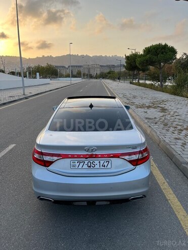Hyundai Grandeur 2015, 176,187 km - 2.2 l - Bakı