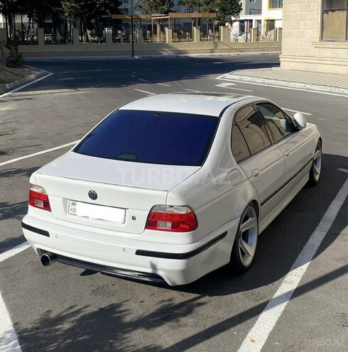 BMW 525 2002, 299,000 km - 2.5 l - Sumqayıt