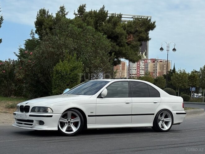 BMW 525 2002, 299,000 km - 2.5 l - Sumqayıt