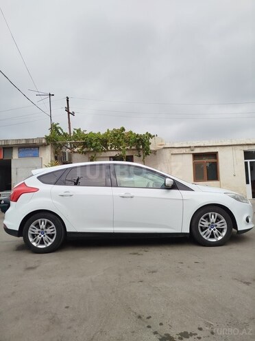 Ford Focus 2013, 190,000 km - 1.6 л - Bakı