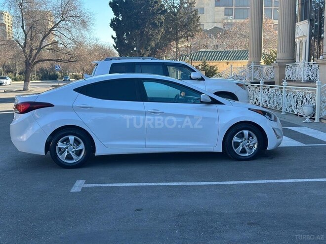 Hyundai Elantra 2015, 168,000 km - 1.8 l - Bakı