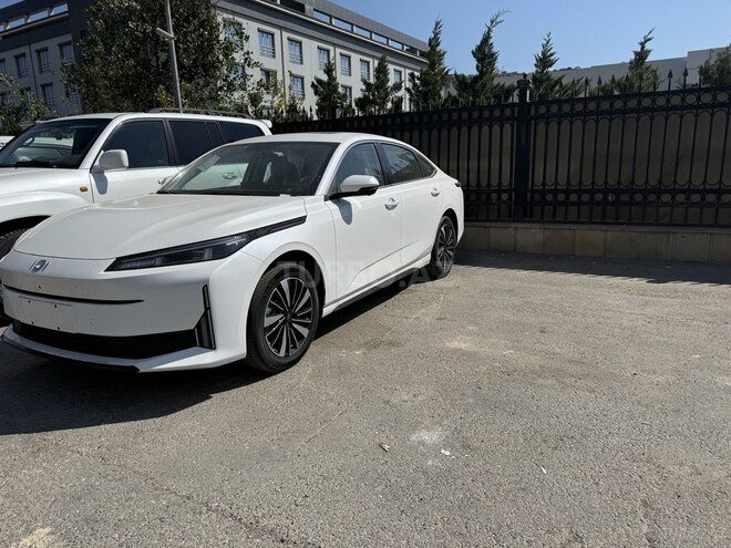 Changan Qiyuan A05 2025, 0 km - 1.5 л - Bakı