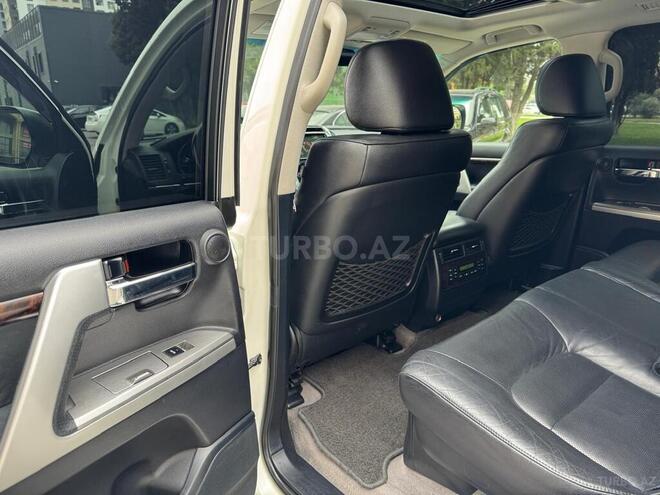 Toyota Land Cruiser 2012, 176,287 km - 4.6 l - Bakı