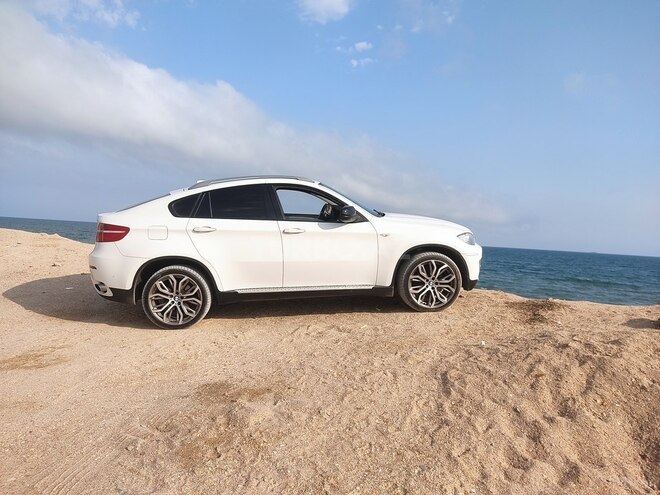 BMW X6 2008, 245,000 km - 3.0 л - Bakı