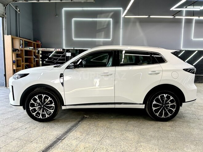 Changan Qiyuan Q05-5
