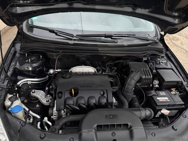 Kia  2008, 200,000 km - 1.4 l - Gəncə