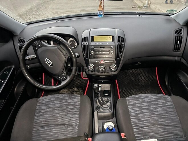 Kia  2008, 200,000 km - 1.4 l - Gəncə
