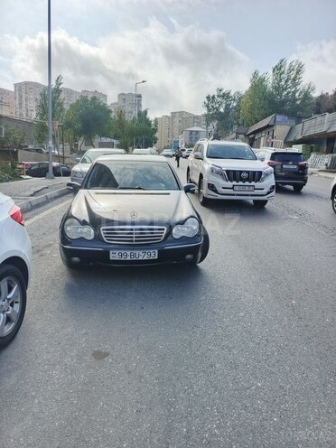 Mercedes C 200 2000, 320,000 km - 2.0 л - Bakı