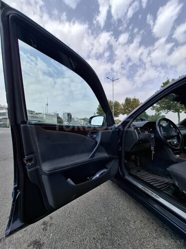 Mercedes E 220 1999, 427,034 km - 2.2 l - Bakı