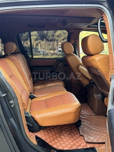 Nissan Armada-11