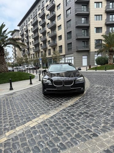BMW 740 2012, 282,000 km - 3.0 l - Bakı