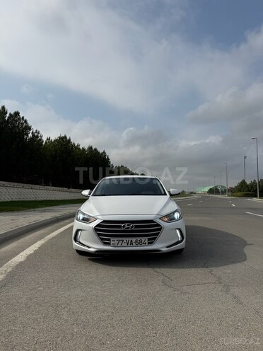 Hyundai Elantra 2017, 174,000 km - 2.0 л - Bakı