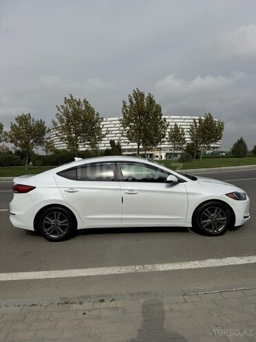 Hyundai Elantra 2017, 174,000 km - 2.0 л - Bakı