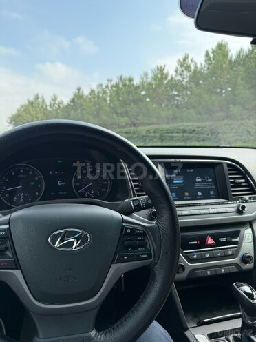 Hyundai Elantra 2017, 174,000 km - 2.0 л - Bakı