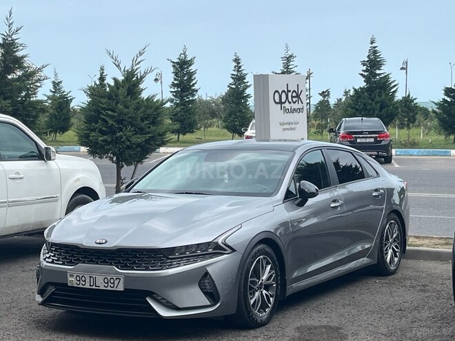 Kia K5-10