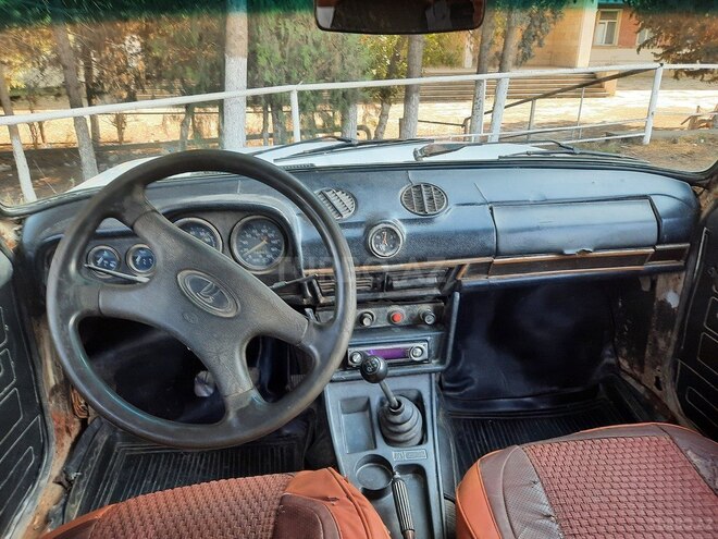 LADA (VAZ) 2106 1986, 70,963 km - 1.6 л - Salyan