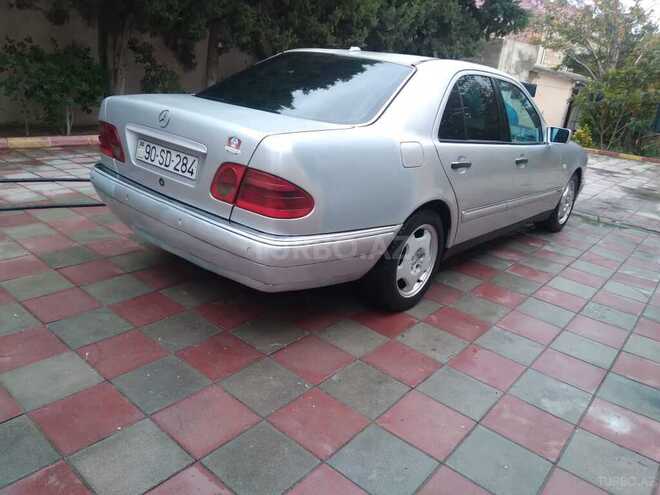 Mercedes E 220 1998, 400,000 km - 2.2 l - Bakı