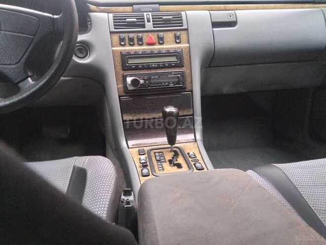 Mercedes E 220 1998, 400,000 km - 2.2 l - Bakı