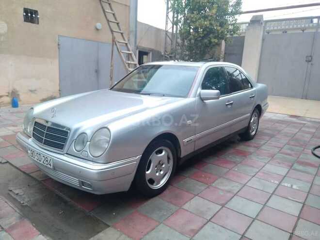 Mercedes E 220 1998, 400,000 km - 2.2 l - Bakı
