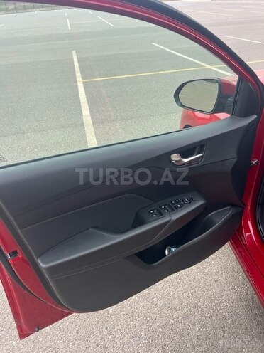 Hyundai Accent 2022, 18,004 km - 1.6 л - Bakı