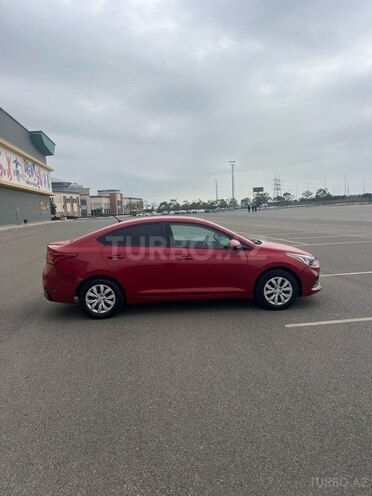Hyundai Accent 2022, 18,004 km - 1.6 л - Bakı